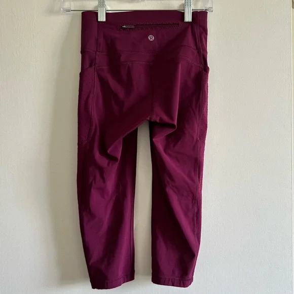 Lululemon Athletica Marvel Dark Pink Mind Over Miles Crop 17” Leggings size 4 - Picture 13 of 16
